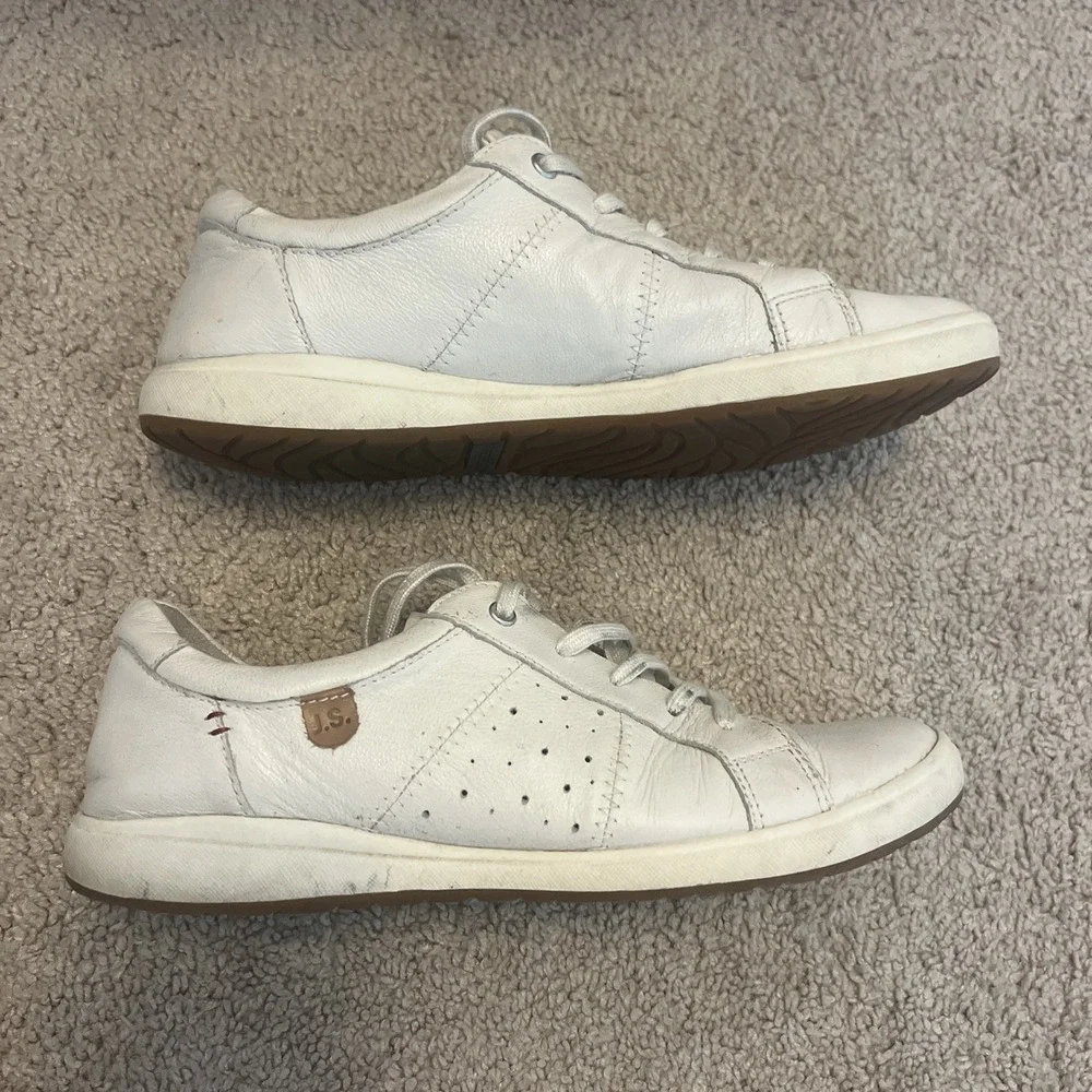 josef seibel Caren 01 Size 9-9.5 US/ EU 40 White Leather Sneaker‎ Tennis Shoes